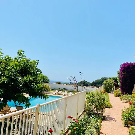 Marie Diane - Duplex Vue Piscine A Apartment